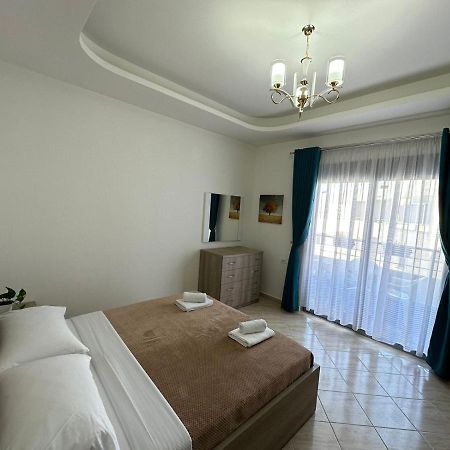 Trea Accomodations - Port Side Vlore Luaran gambar