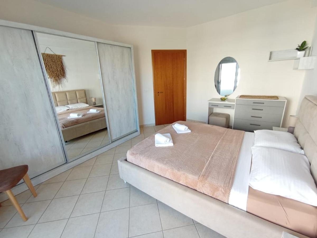 Trea Accomodations - Port Side Vlore Luaran gambar