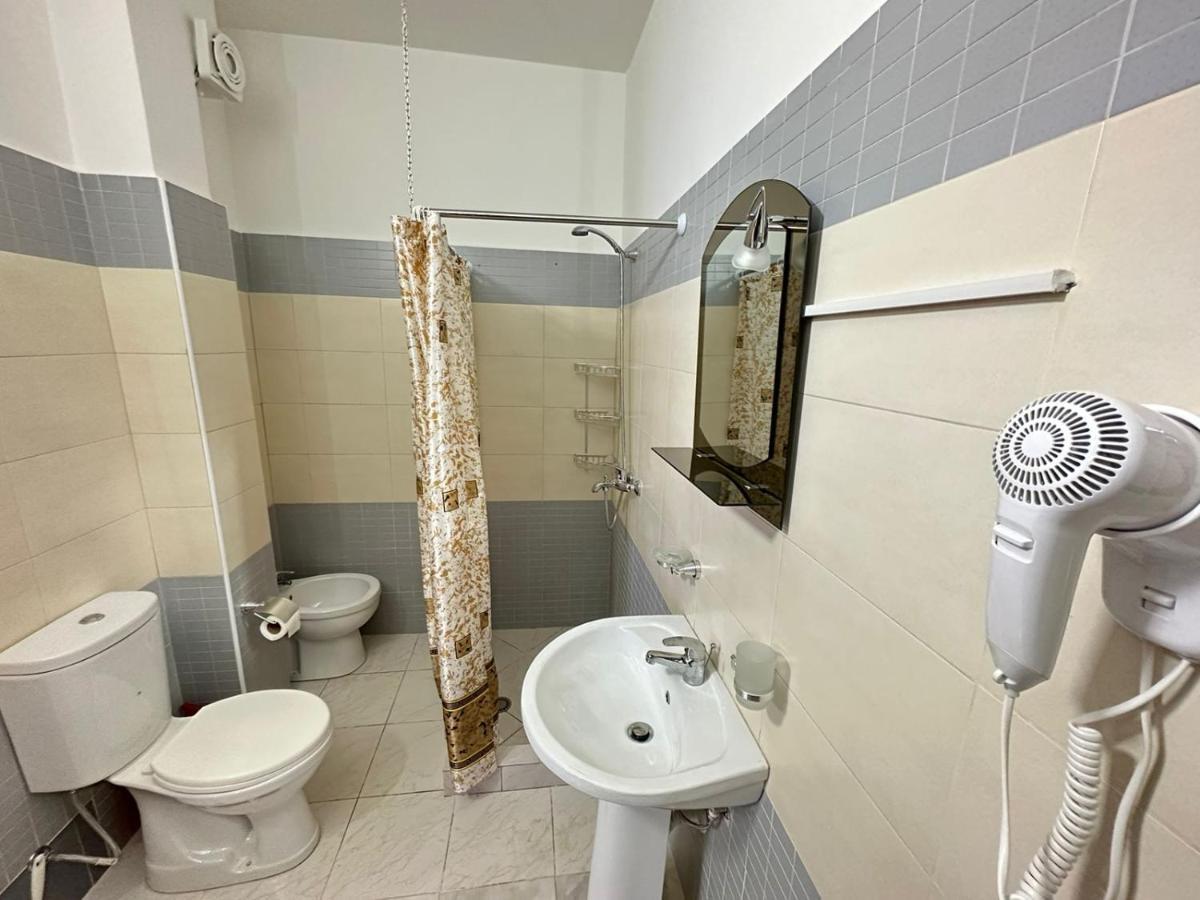 Trea Accomodations - Port Side Vlore Luaran gambar
