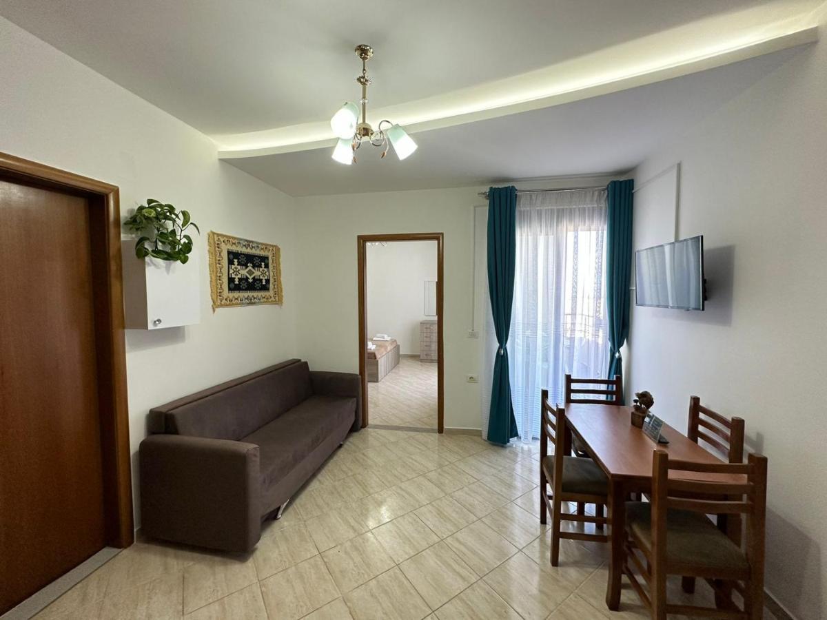 Trea Accomodations - Port Side Vlore Luaran gambar