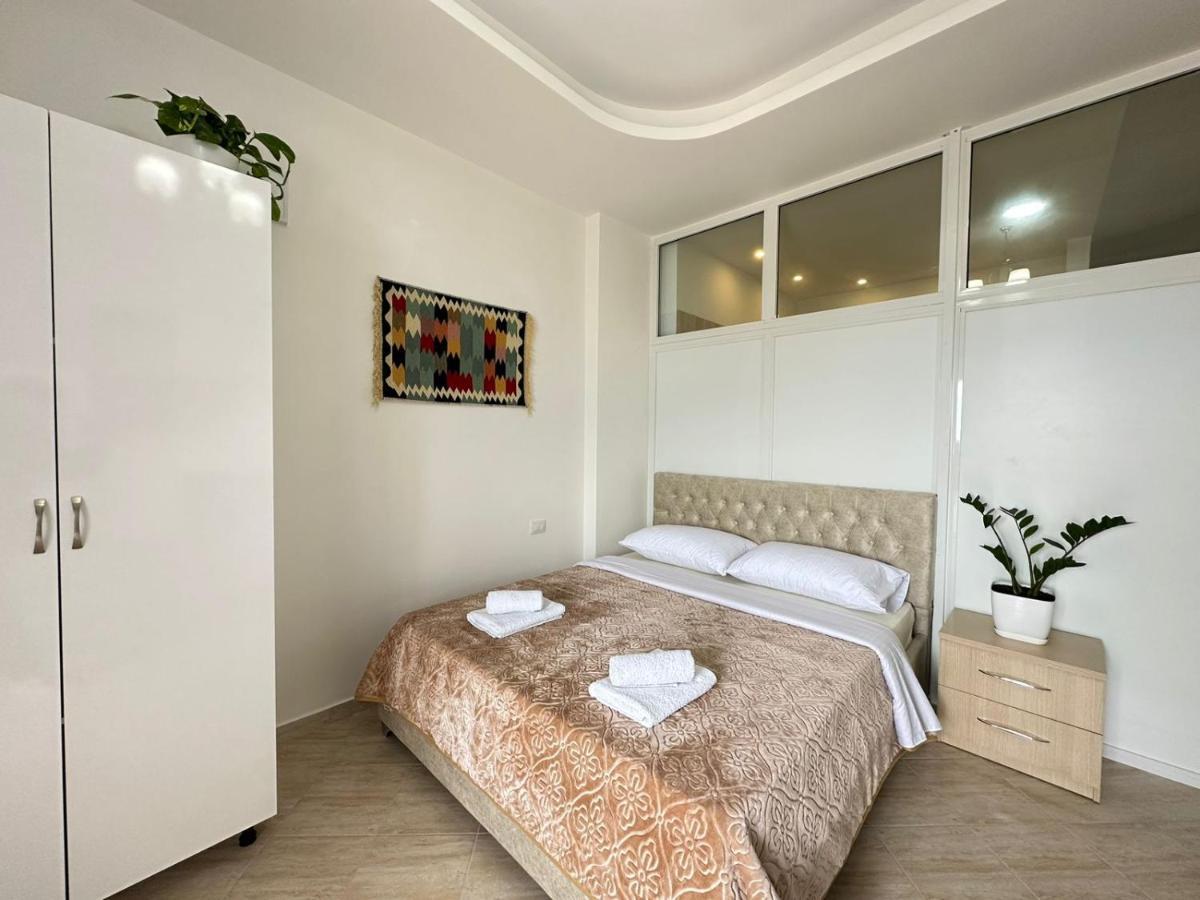 Trea Accomodations - Port Side Vlore Luaran gambar
