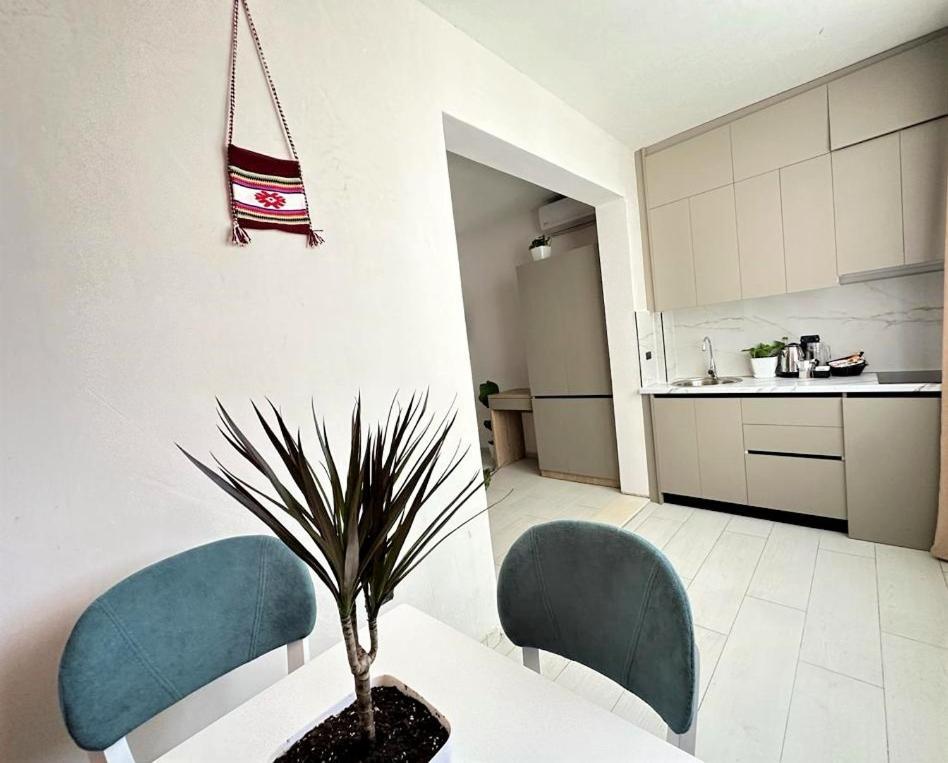Trea Accomodations - Port Side Vlore Luaran gambar